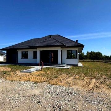 Продається просторий будинок 168 м² у районі Роша.