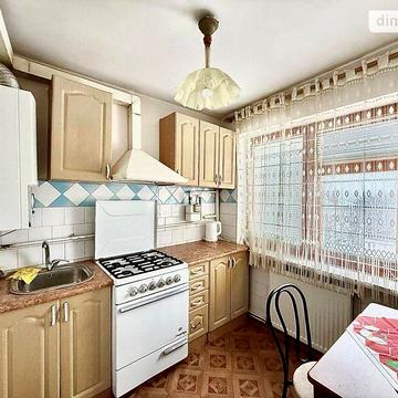 Довгострокова оренда 3к Квартира Миру вулиця