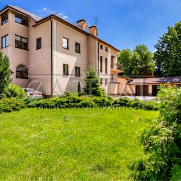 Продаж повністю автономного будинку