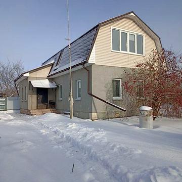 Продам будинок з великим потенціалом.