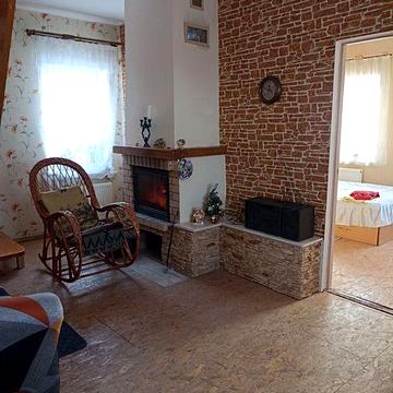 Продам будинок з великим потенціалом