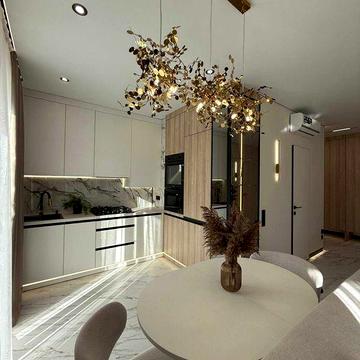 Шикарна дизайнерська квартира у малоповерховому ЖК з власною терасою