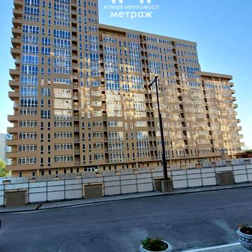 Сухумська вул., 22