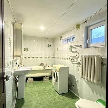 Сдам дом АНД район 2 раздельные спальные комнаты