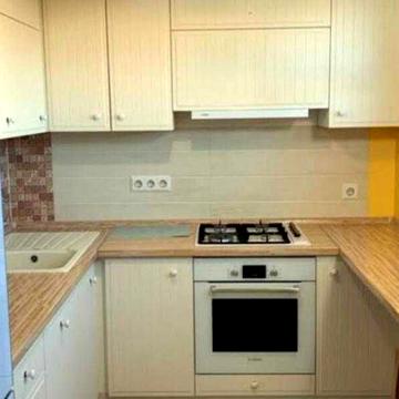 Продаеться 2 кімнатна квартира в Харкові.