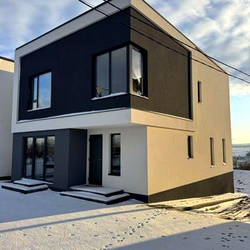 Продаж сучасного будинку з гарний виглядом