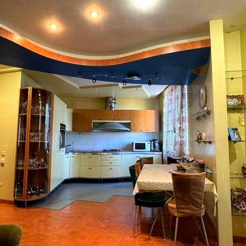 Сдам 3 ком. квартиру в Центре ул. Владимимра Мономаха 29 А