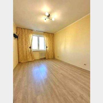 Продам двокімнатну квартиру