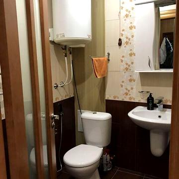 Довгострокова оренда 1к Квартира Сонячна Набережна (Малиновського Маршала) вулиця