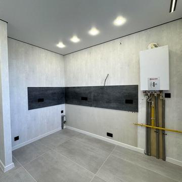 Святошинська вул., 52