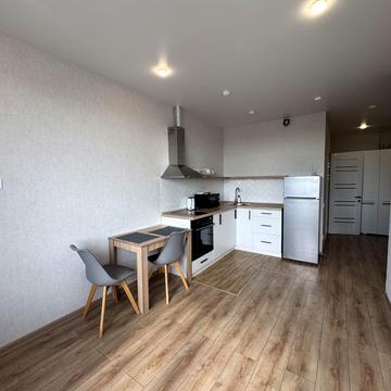 Академіка Заболотного вул., 1-А