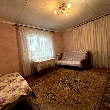 Здається пів будинку в селі М.Олександрівка Бориспільський район