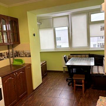 Оренда 2к квартири (Озерна)