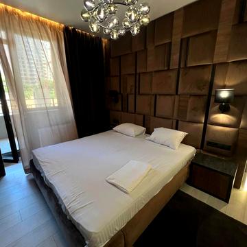 Генуезька вул., 1/1