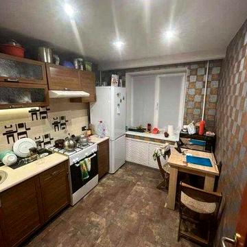 2 квартира, Холодная Гора, кирпичный дом