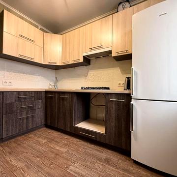 Сдам 1-ком просторную квартиру Ремонт Кирпич Тополь 3 Терра