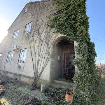 Продам дом в центре Шабо