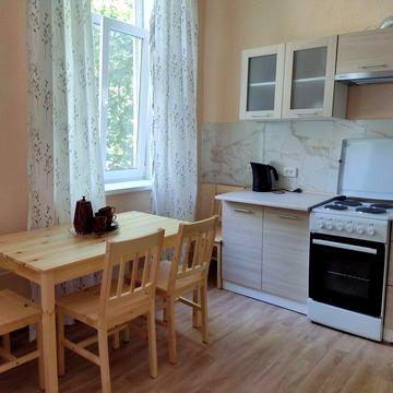 2К світла квартира, з кухнею студіо, ВІД ВЛАСНИКА, без комісії