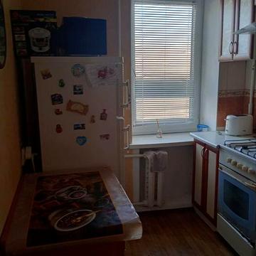 Здам однокімнатну квартиру в гарному стані, житломасиві, 3500гр.