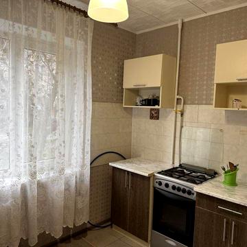 Аренда  однокомнатной квартиры на Ильфа и Петрова, АТБ