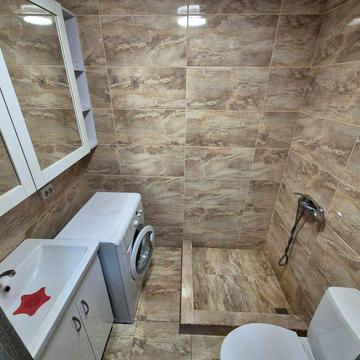 1 Кім.Бдинок.В Центрі.Автономка,Меблі,Техніка.