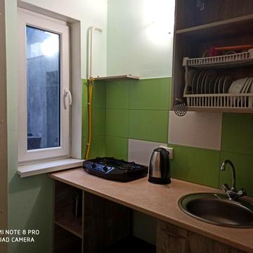 Сергія Єфремова вул. (Академіка Вавілова), 2