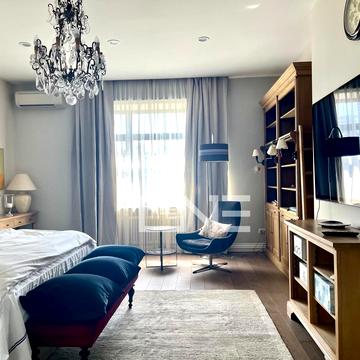 Ярославів Вал вул., 15