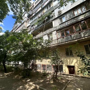 Краснова вул., 14