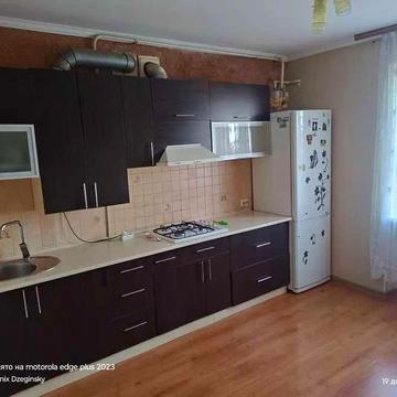 3-кімнатна 84 м² з АГВ + 3 окремі кімнати | Фонтанка біля моря