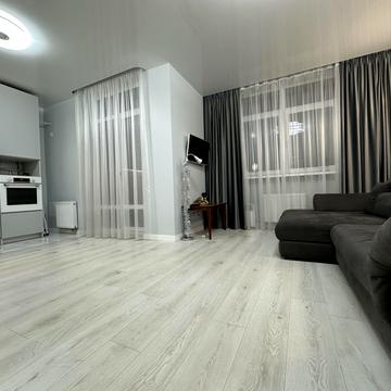 Вацлава Гавела бульв. (Івана Лепсе), 28