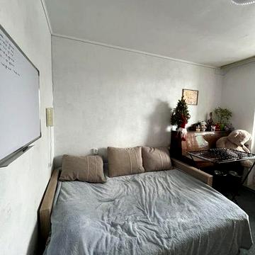 Доглянута 2к в цеглі, не кутова є два великі балкони. Оф 2%!42118