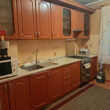 В.Ивасюка 61, 72м2,