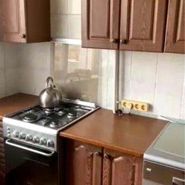 2 кімнатна квартира  на вул. Героів  Рятувальників 8