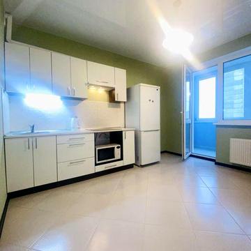 МЕТРО Позняки  10 хв. 1-к 45 м2 в ЖК "Патріотика" РЕМОНТ