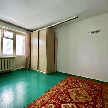 Продам однокімнатну квартиру, рн Леваневського.