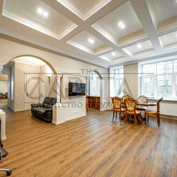 Продаж Центр | Урядовий квартал | 100 м² | Інститутська | Житло / Офіс