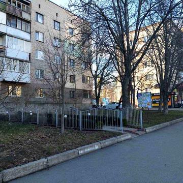 Продається 2к. квартира на проспекті Космонавтів 5180