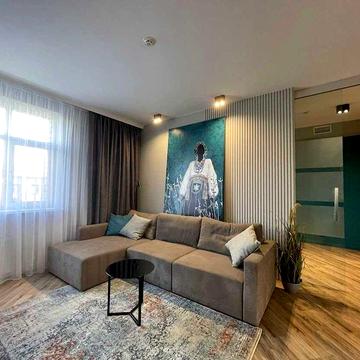 Оренда 4 кімнатної квартири в центрі, вул. Антоновича 72