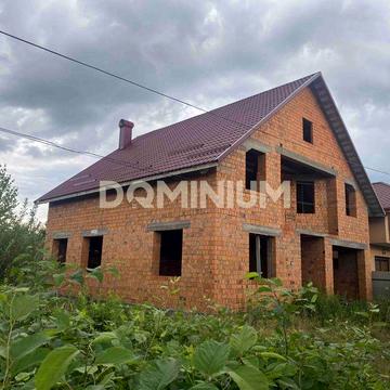 Продається новобудова у м. Хуст