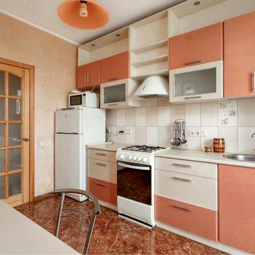 Сдам 2 к.кв.,83 м.кв.,7/10. Старицкого 23А, Авантаж, 23 Августа