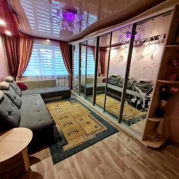 2-х кімнатна квартира в нагірній частині міста.