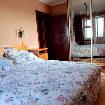 Здам 3 кімнатну на Криваліївській