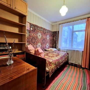 Продам 3 кімнатну квартиру по вул.СКД