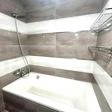 Продается 2-комнатная квартира по улице Дегтярева.