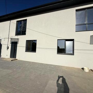 Продам таунхаус поруч школа