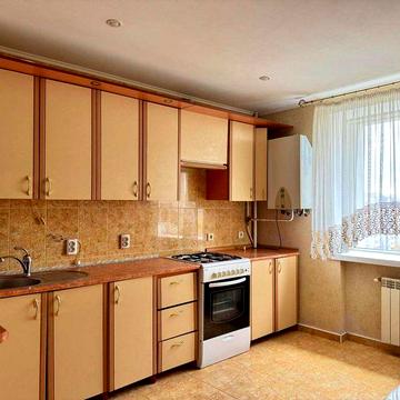 (5) Продам 2к квартиру на Поділлі 9081