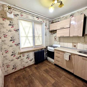 Продаж 1 кімнатної квартири по вулиці Театральна