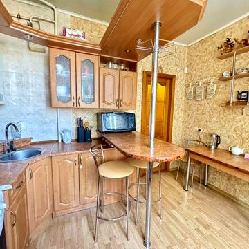 Сдам 3х ком в центре ул.Мира