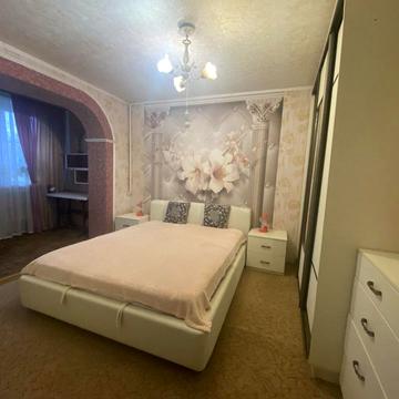 Героїв Дніпра вул., 36