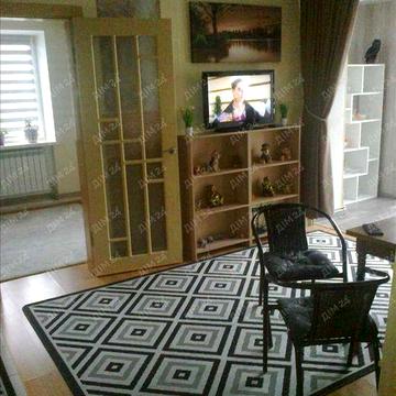 Шикарна квартира 100 м2 в місті Карлівка